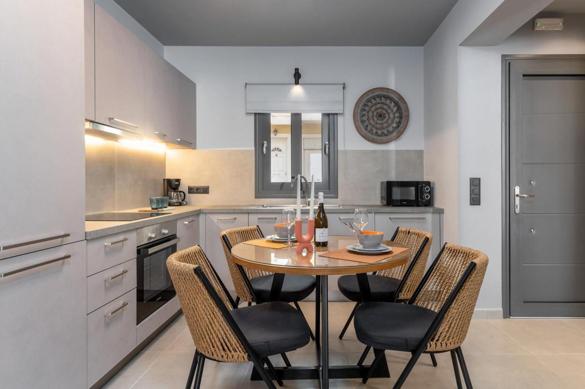 De Bosset Suites Kefalonia Аргостолион Экстерьер фото